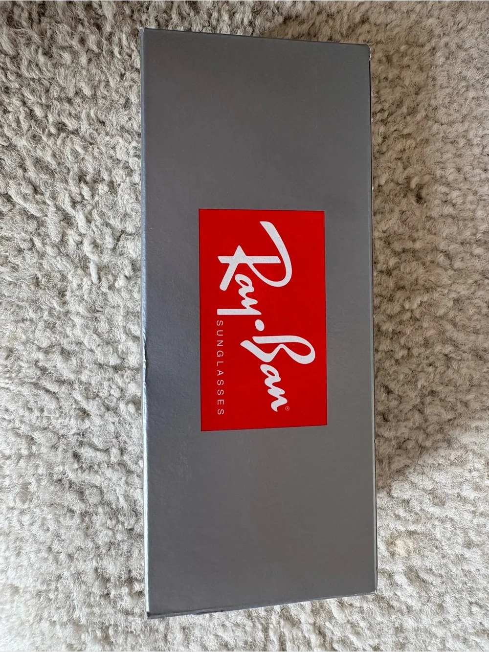 Ray-Ban Men’s Gold Frame Sunglasses with dark green lenses